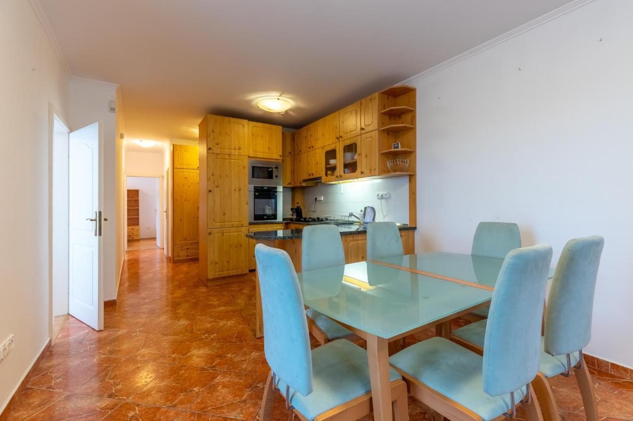 Egyuett A Csalad II Apartman By Bltn Шіофок Екстер'єр фото
